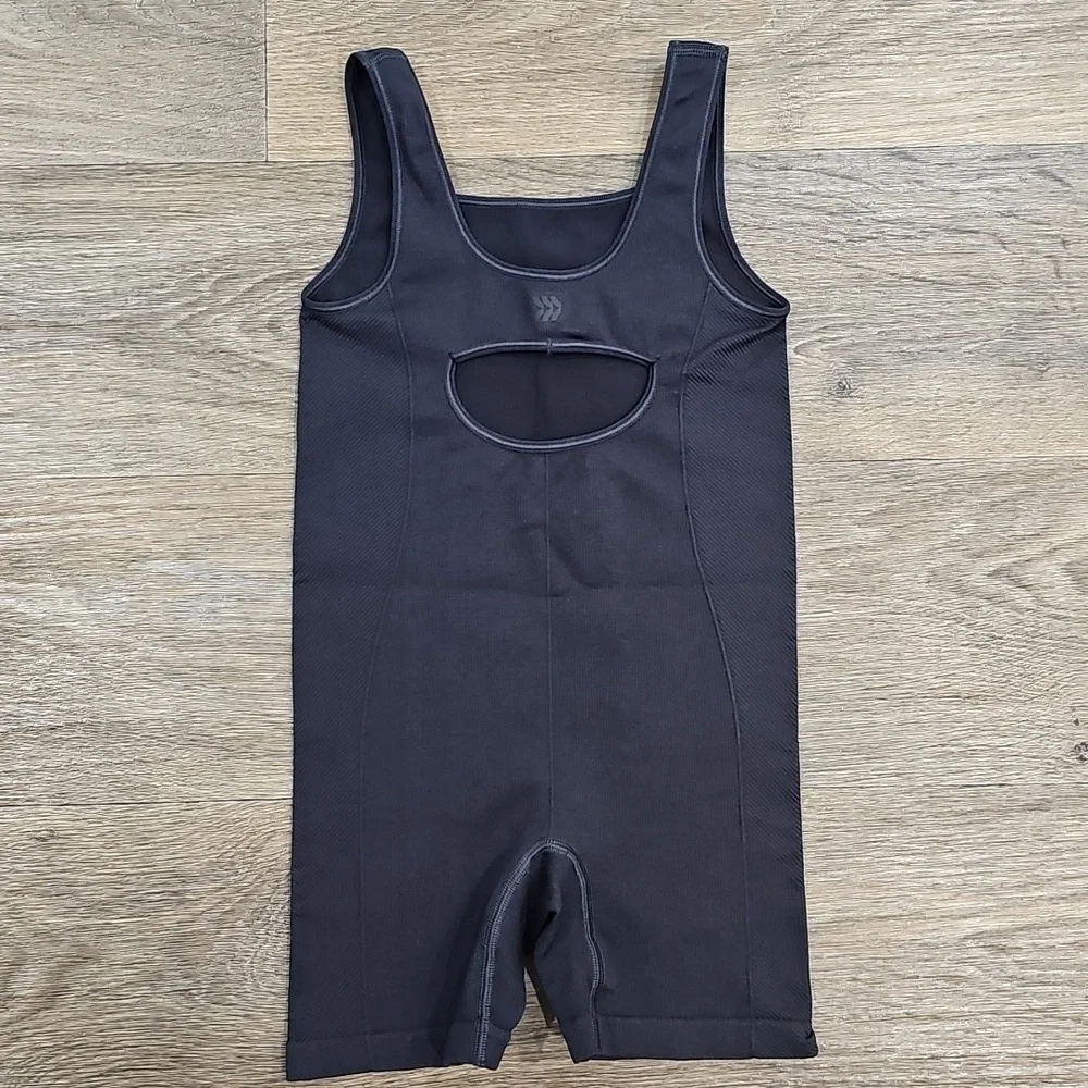 All In Motion Girls Bike Leotard Size S (6/7)